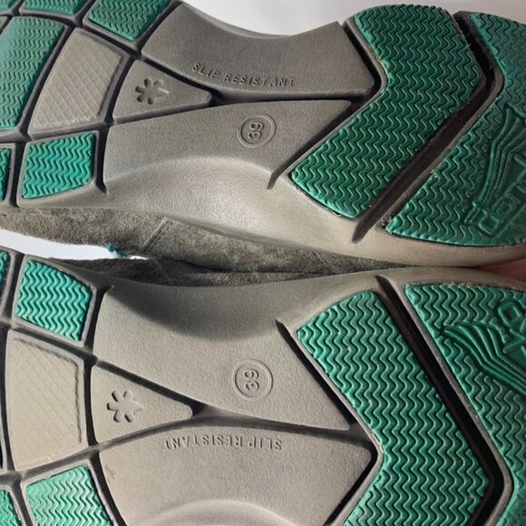 Dansko Sneaker Walking Shoe - Picture 7 of 7